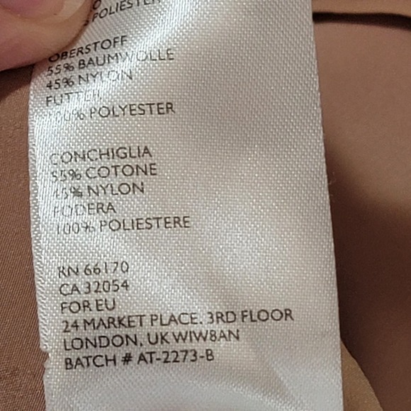 Anthropologie Maeve Lace Overlay Fit & Flare Peplum Top Cap Sleeves Red Size L - Picture 8 of 8